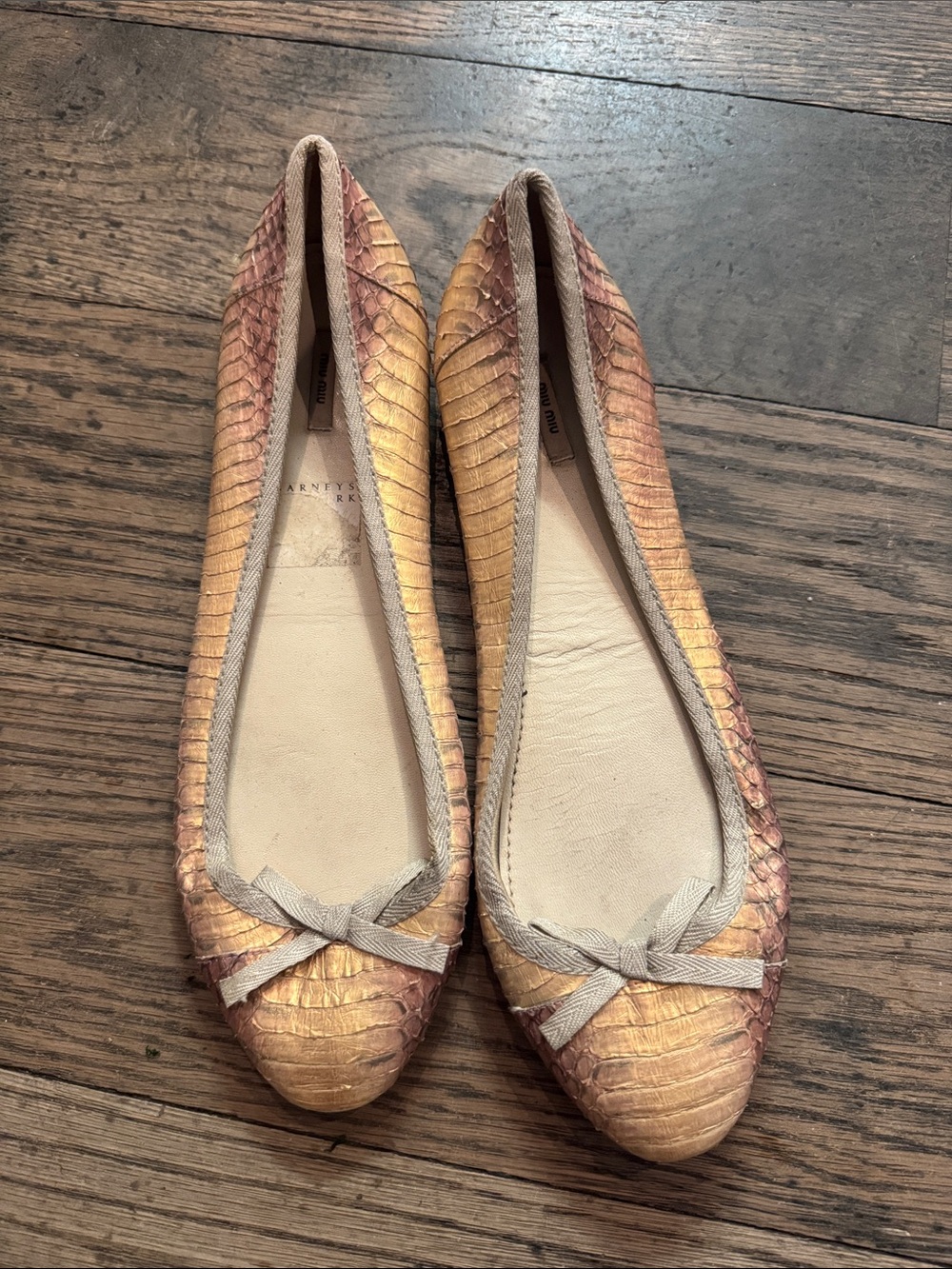 Miu Miu flat